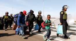 Mientras millones huyeron de Venezuela, el régimen de Delcy Rodríguez pide respeto para los refugiados