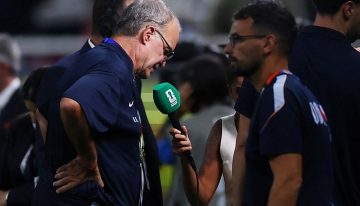 Marcelo Bielsa dará su última conferencia de prensa en Uruguay el martes en el Centenario