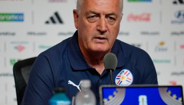 Gustavo Alfaro, explosivo ante la prensa tras el 0-0 de Paraguay en el Mundial: «Esto es un parto de nalgas»