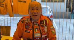Topos Aztecas: Héctor Méndez, el rescatista mexicano de 80 años que atiende por tercera vez un desastre en Venezuela
