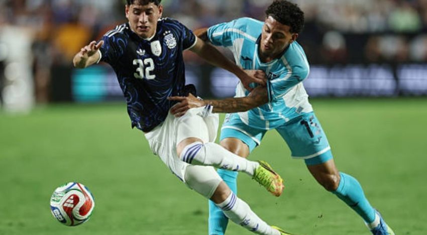 Beltrán, Aranda y Freitas, los tres debutantes inesperados en la Selección Argentina y un «casi gol» a 10 días del debut en el Mundial 2026