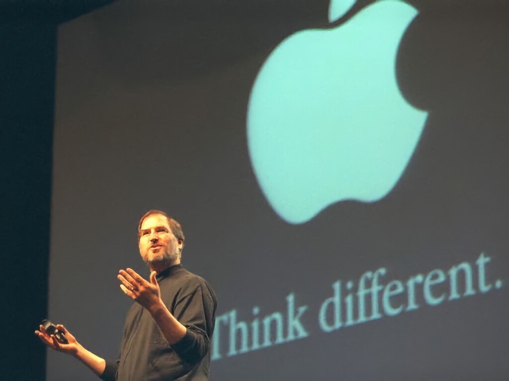 Hemos pillado el lema de Steve Jobs escondido en la web de Apple. Han elegido justo el rincón que nadie mira