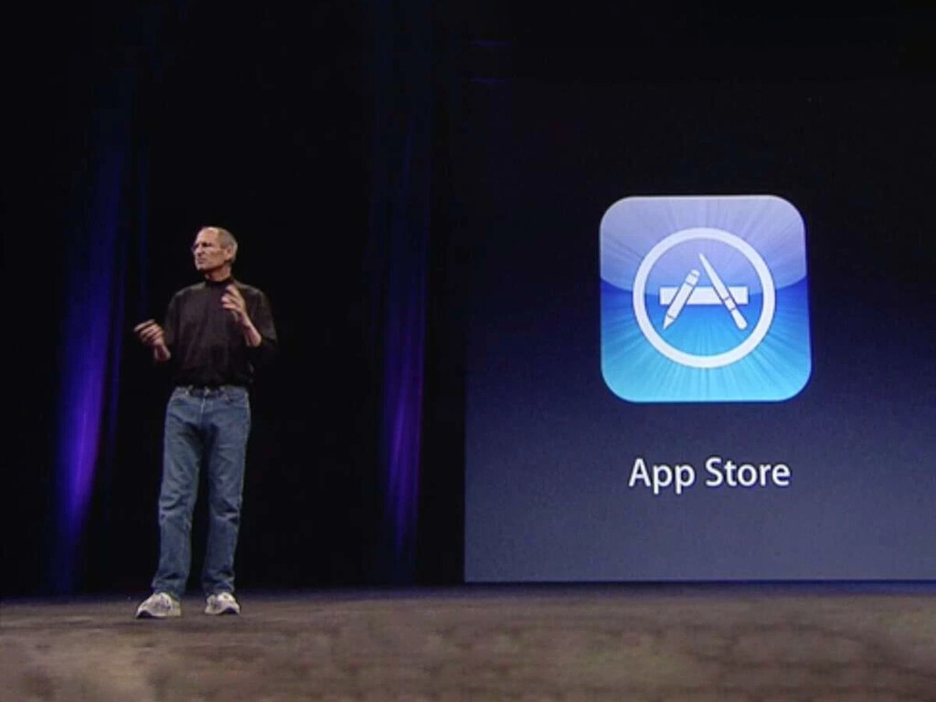 La primera app de la historia del iPhone no la creó Apple, la coló un hacker. Y a Steve Jobs no le hizo ninguna gracia 