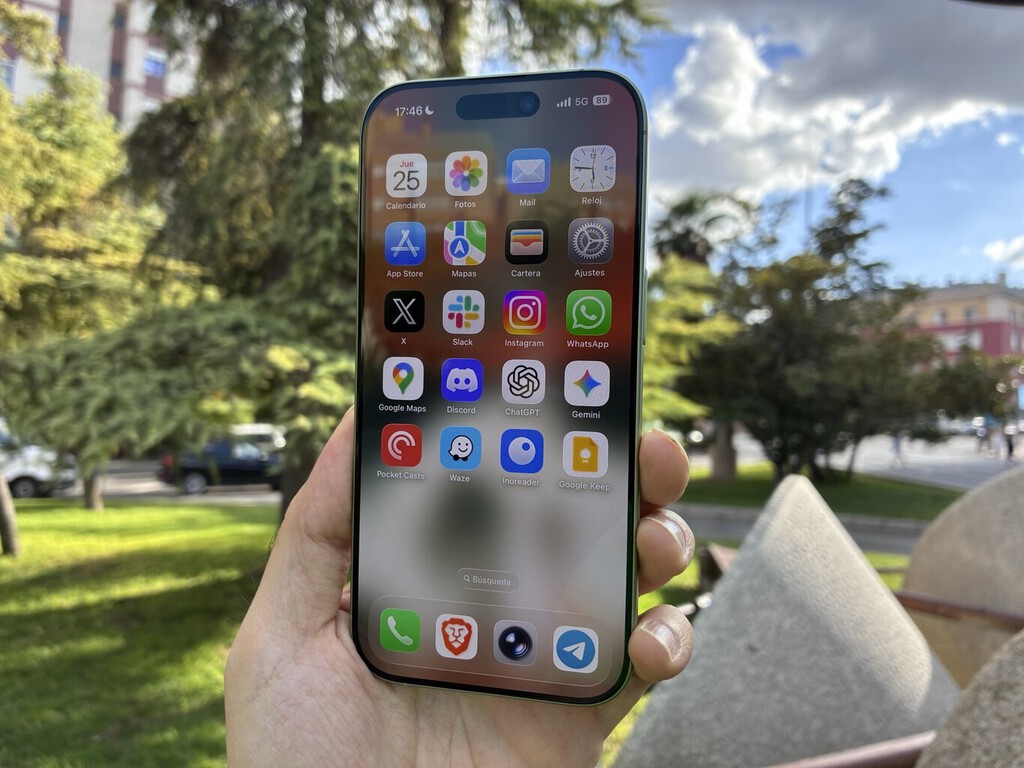 PcComponentes tiene un rincón en su tienda con iPhones reacondicionados: este iPhone 17 está como nuevo y tiene muy buen precio 
