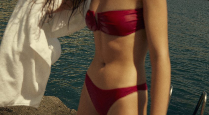 Andrea Combalía, dermatóloga: «No pasa nada por secar el pelo al aire en verano, el problema es tener el cabello mojado durante horas»