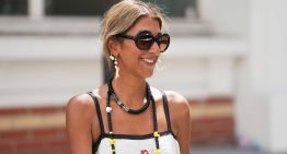 Apostar por estas joyas, el truco más efectivo de las expertas en moda para vestir bien en verano (aunque haga mucho calor)