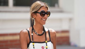 Apostar por estas joyas, el truco más efectivo de las expertas en moda para vestir bien en verano (aunque haga mucho calor)