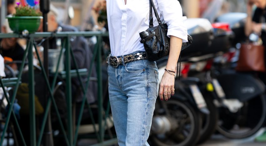 Hay un uniforme que las expertas en moda siguen adorando, sin importar lo que diga la pasarela (y el calor que haga)