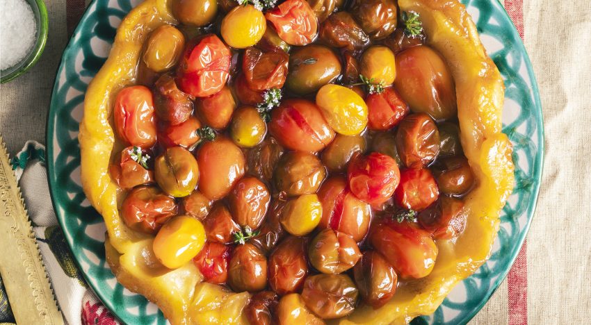 Cinco deliciosas recetas con tomate de temporada + la salsa infalible que usarás para todo