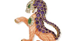 Alexandrine Maviel-Sonet, directora de Patrimonio de Van Cleef &Arpels: «Nuestras joyas son obras de arte y de ingeniería en miniatura»