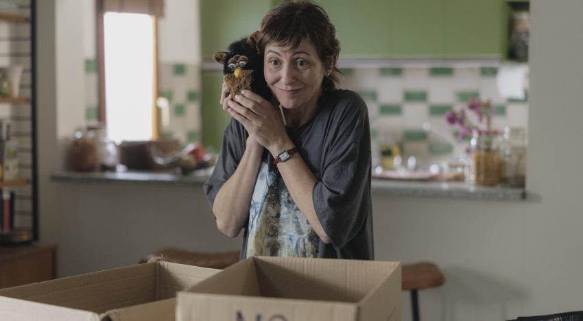 Lorena Iglesias protagoniza en Filimin 'Milenial mal', una comedia universitaria de cinco episodios que sigue a una bibliotecaria en paro de 42 años