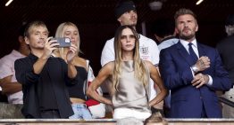 Victoria Beckham y los vaqueros blancos de la venganza WAG en el Mundial de 2006 y en 2026