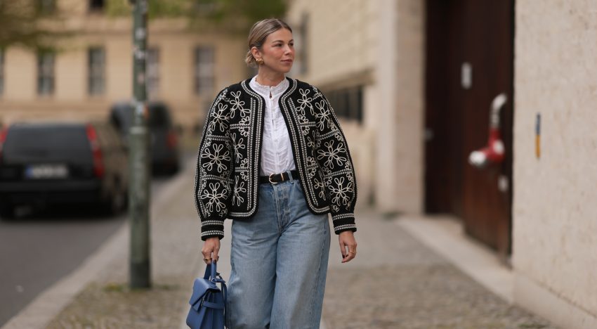 Tenemos que hablar de los vaqueros que serán tendencia en otoño pero puedes ponerte desde hoy porque ya están en Zara
