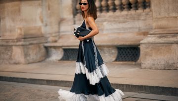 Los vestidos boho de Mango por los que suspiran las fans de Chloé se llevan con sandalias planas, bandolera y pelo suelto hasta que podamos combinarlos con botas