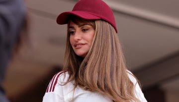 Las sorprendentes zapatillas de Penélope Cruz en el Mundial: con taconazo y a más de 500 euros