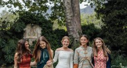 Si tienes una boda en septiembre, estas invitadas elegantes van a inspirar tu look: del vestido más tendencia al color que siempre favorece