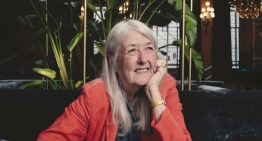 Mary Beard, historiadora y divulgadora de la Antigüedad Clásica: «Los griegos y los romanos nos ofrecen una forma diferente de pensar sobre nosotros mismos»