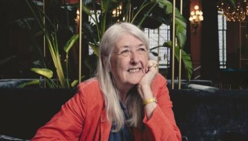 Mary Beard, historiadora y divulgadora de la Antigüedad Clásica: «Los griegos y los romanos nos ofrecen una forma diferente de pensar sobre nosotros mismos»