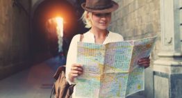 ¿Viajas fuera de España este verano? Este es el truco para ahorrar dinero en comisiones por cambio de divisa