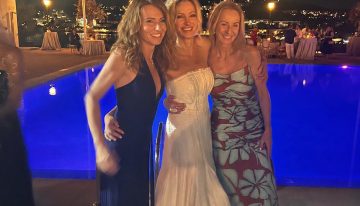 La invitada más elegante de la boda de Susanna Griso  lleva un vestido de marca española y alpargatas de cuña