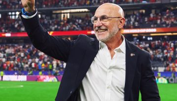 Luis de la Fuente, 65 años, seleccionador nacional de fútbol: «Mi padre decía: 'haced lo que diga vuestra madre' y ella, para que lo hiciéramos, a veces se quitaba la zapatilla»
