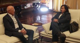 AP: Venezolanos, entre la esperanza y la cautela ante el inicio de otro diálogo político