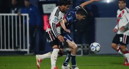 Las lesiones de Correa, Arambarri y Acuña agravaron otra noche complicada para River