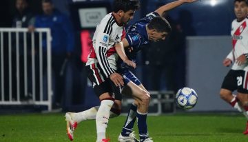 Las lesiones de Correa, Arambarri y Acuña agravaron otra noche complicada para River