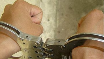 Detienen a tesorero de Tulum por portación de arma