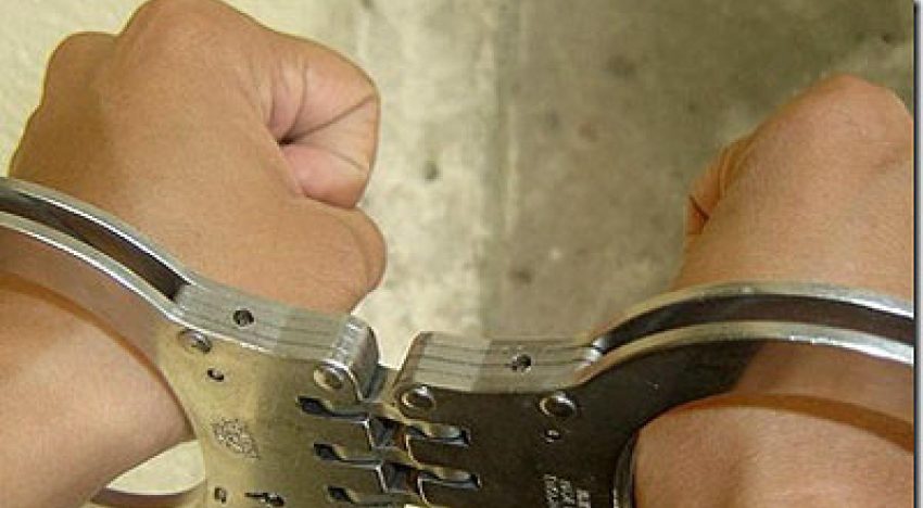 Detienen a tesorero de Tulum por portación de arma