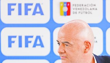 Un asesor de Infantino dimite por el plan de vender una participación del Mundial