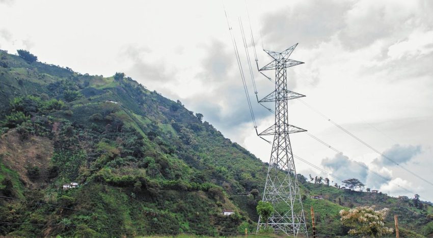 Más de 9.2 millones de colombianos no cuentan con luz