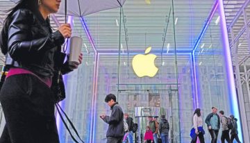 Apple destrona a Nvidia como la cotizada más valiosa del mundo y roza los 5 billones de dólares