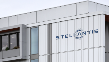 Stellantis vuelve a tener beneficios en el segundo trimestre