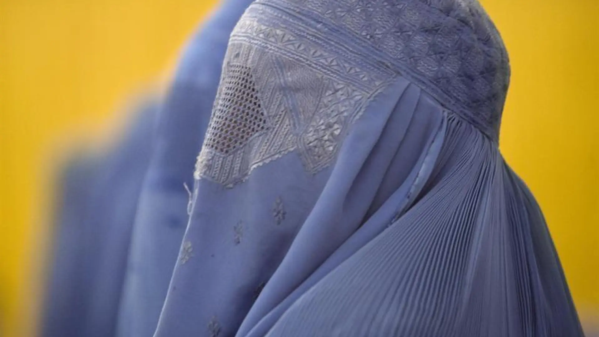 Portugal aprueba la prohibición del uso del burka en espacios públicos