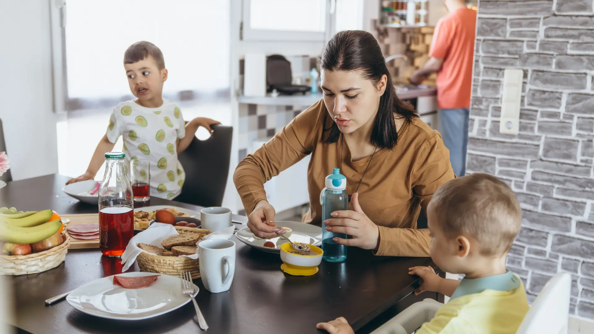 Carga alimentaria: la presión invisible de las familias con hijos