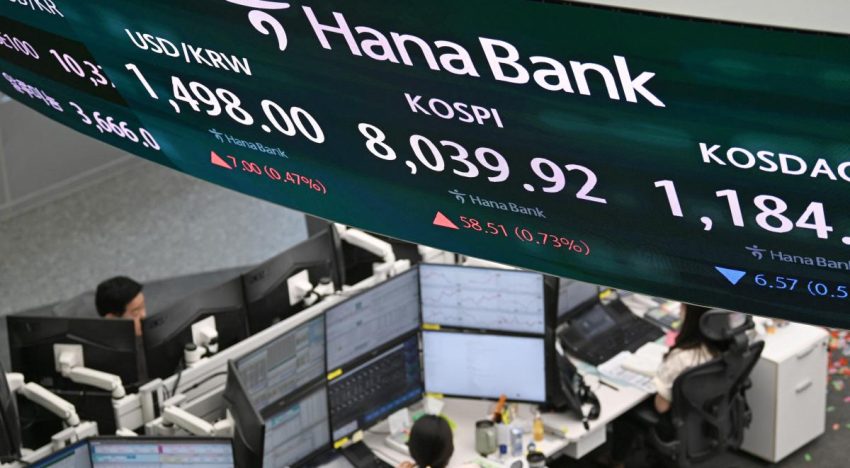 La bolsa de Seúl cierra con caídas de casi 8%; SK Hynix y Samsung pierden hasta 12%