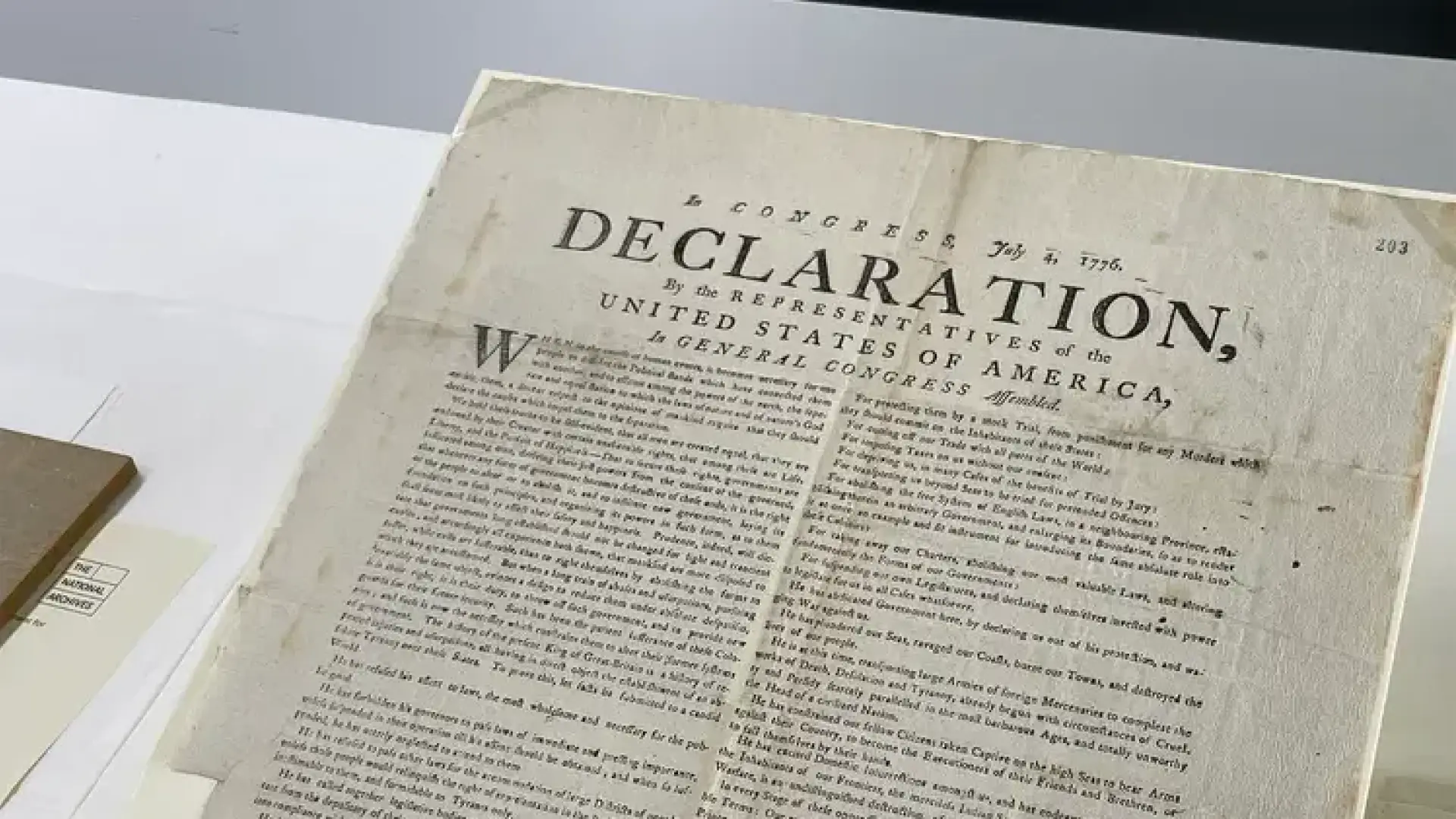 Encuentran una copia rara de la Declaración de Independencia de EEUU en Inglaterra: «¡Tienes que ver esto!»