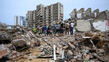 Venezuela eleva a 2,954 el balance de muertos por terremotos en La Guaira