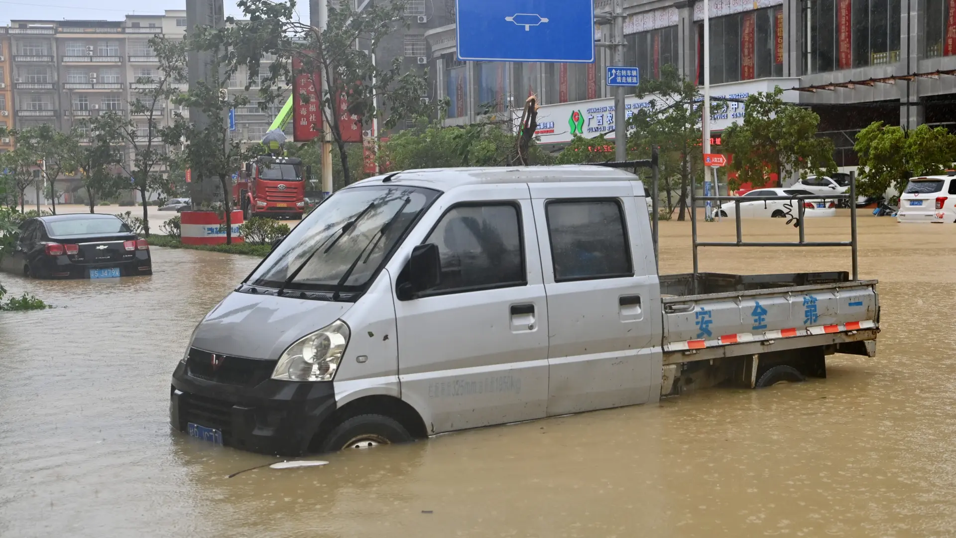 El tifón Maysak deja al menos dos muertos y 55.000 afectados por las inundaciones en Guangxi, al sur de China