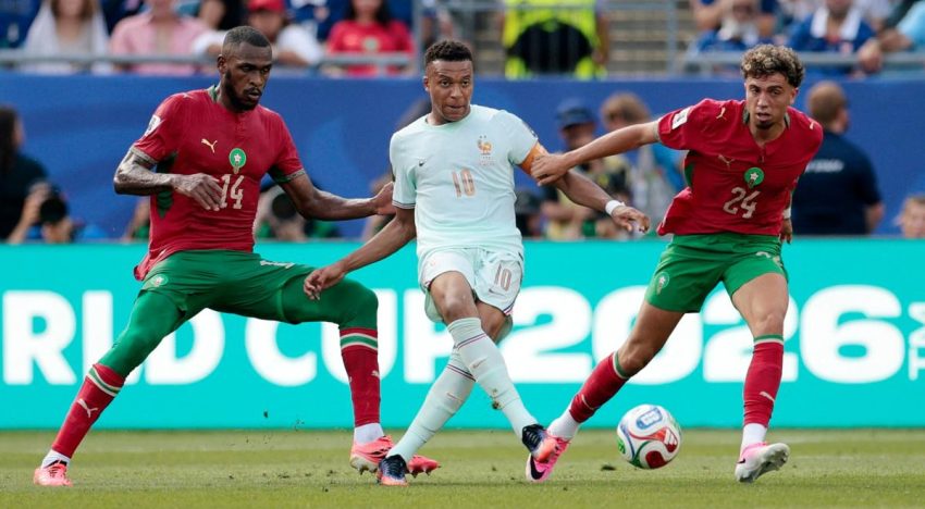 Francia pasa a la semifinal del Mundial al vencer 2-0 a Marruecos