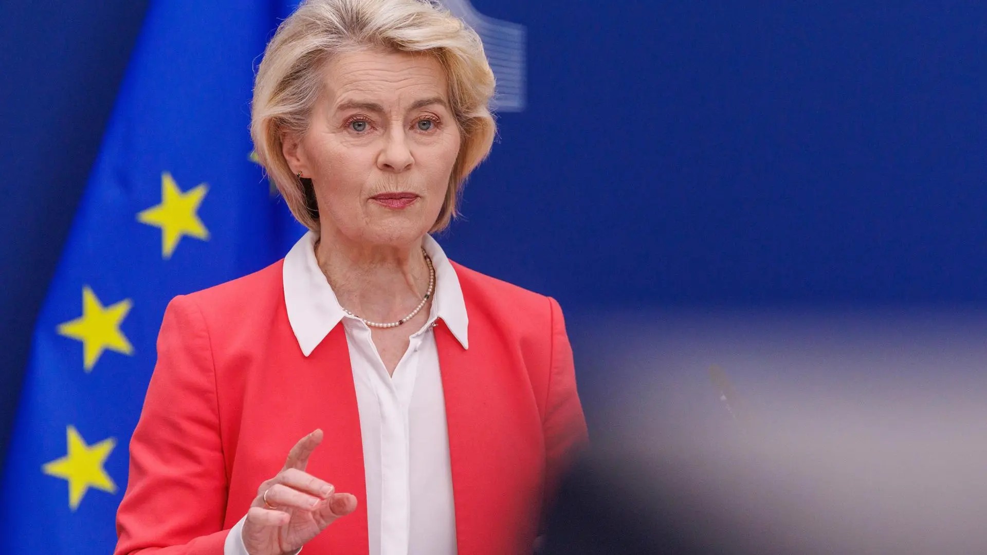 Von der Leyen defiende una edad mínima para acceder a las redes sociales y presentará una propuesta «armonizada» tras el verano