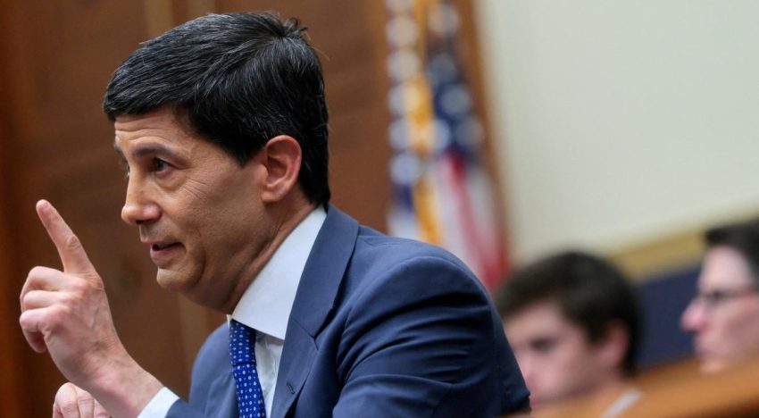 Kevin Warsh promete hacer su trabajo al frente de la Fed si Trump lo desafía