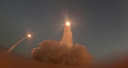 Estados Unidos completa una oleada de ataques de 90 minutos contra Irán