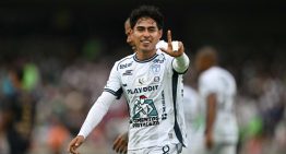 Pachuca golea a Pumas 3-0 y le cobra afrenta a Esteban Solari en el Apertura de la Liga MX