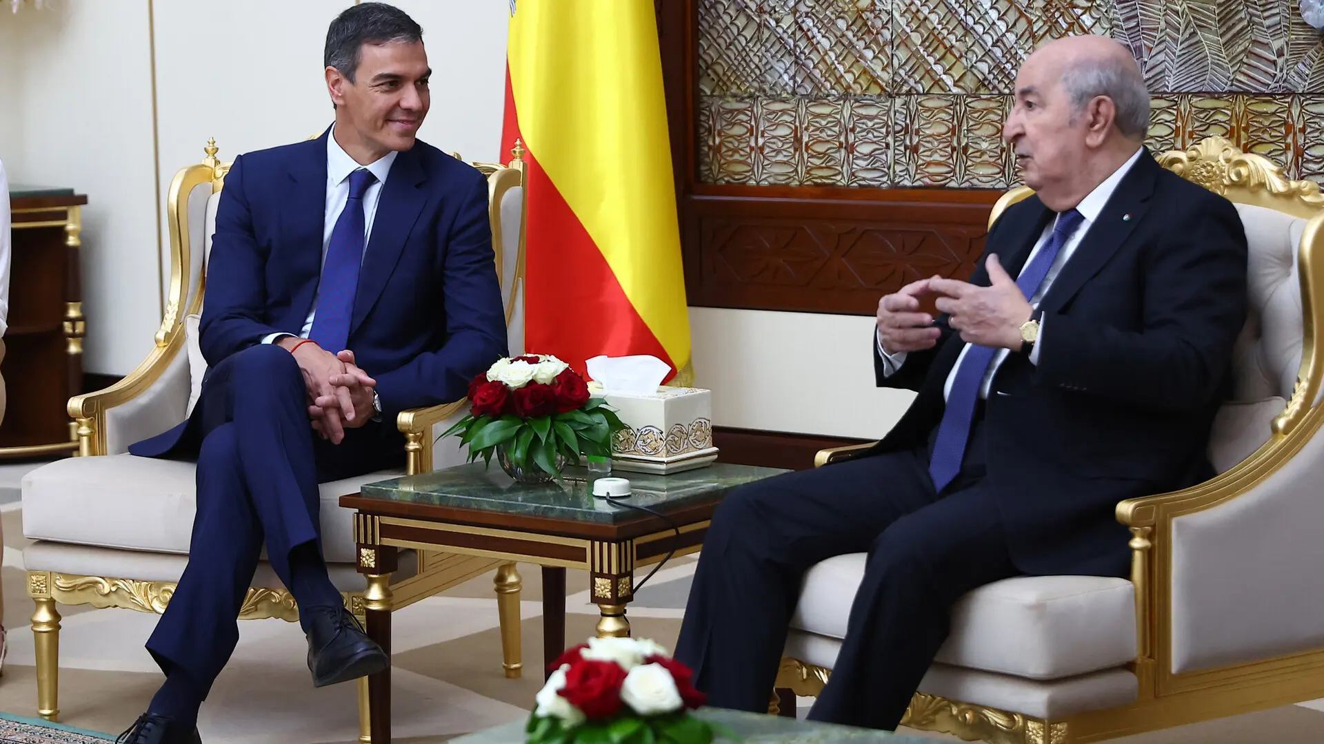 Sánchez sella la reconciliación con Argelia con un acuerdo «político» para aumentar el suministro de gas y una cumbre en octubre