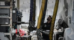 Irán dice que vendió 18,000 mdd de petróleo desde el comienzo de la guerra