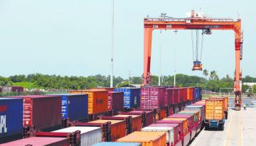 México registra superávit récord en su balanza comercial