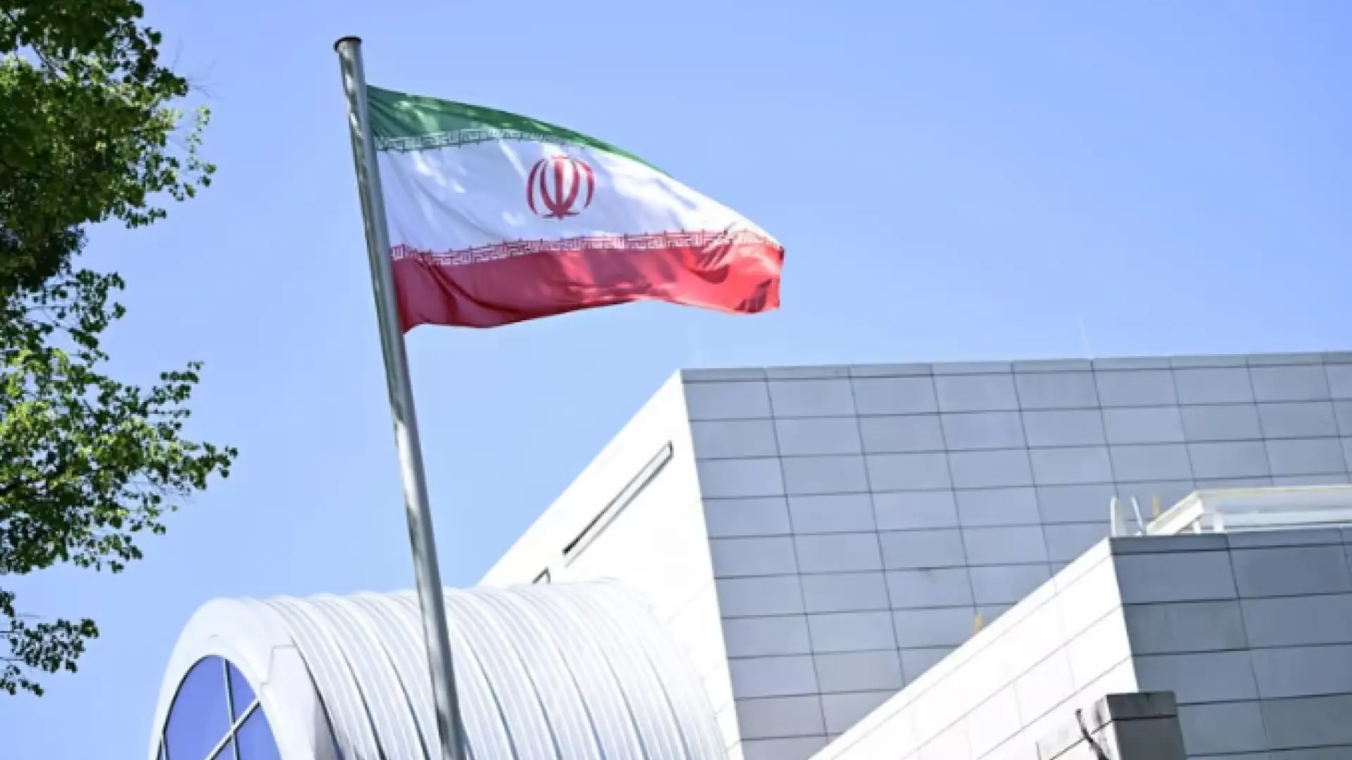 Irán ejecuta a dos hombres condenados por el asesinato de policías en las protestas de enero