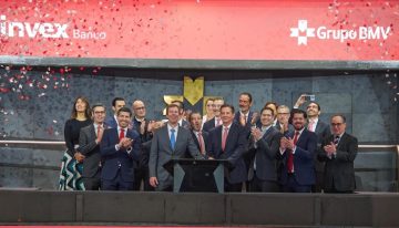 Invex Banco celebra con «campanazo» colocación de 9,000 millones de pesos en mercado de deuda